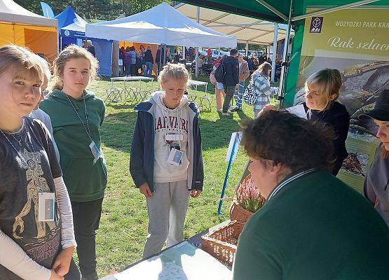 Piknik żeglarski - stoisko o rakach występujących na Pomorzu  fot. A. Kasprzak