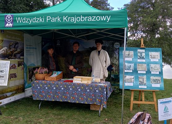 Piknik żeglarski - stoisko o rakach występujących na Pomorzu  fot. A. Kasprzak