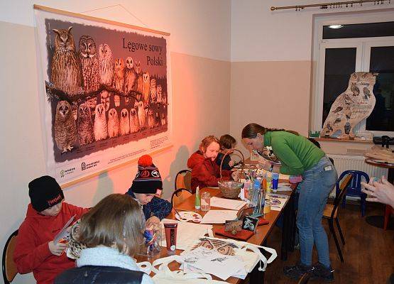 Grafika Warsztaty dla rodzin w ramach akcji edukacyjnej  „Tajemne życie sów”
