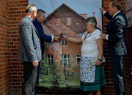 „Oficjalne otwarcie Centrum Edukacji Ekologicznej w Staniszewie” grafika