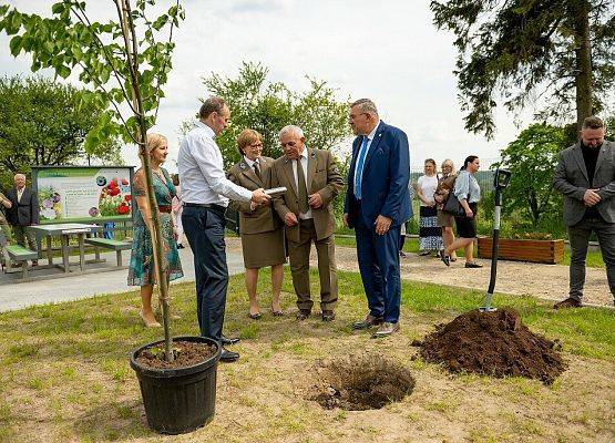 „Oficjalne otwarcie Centrum Edukacji Ekologicznej w Staniszewie” grafika