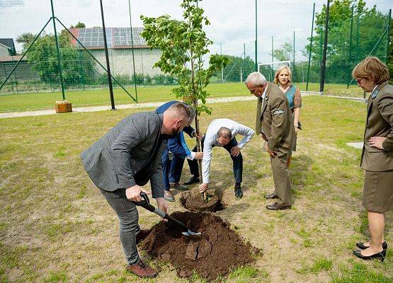 „Oficjalne otwarcie Centrum Edukacji Ekologicznej w Staniszewie” grafika