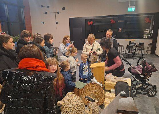 Duże zainteresowanie na stanowisku edukacyjnym podczas warsztatów "Sowy KPK"