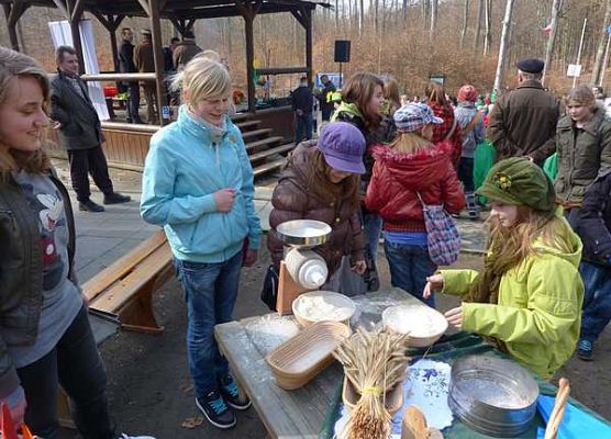 Powitanie wiosny w Centrum Kultury Kaszubskiej „Strzelnica” Grafika Powitanie wiosny w Centrum Kultury Kaszubskiej „Strzelnica”