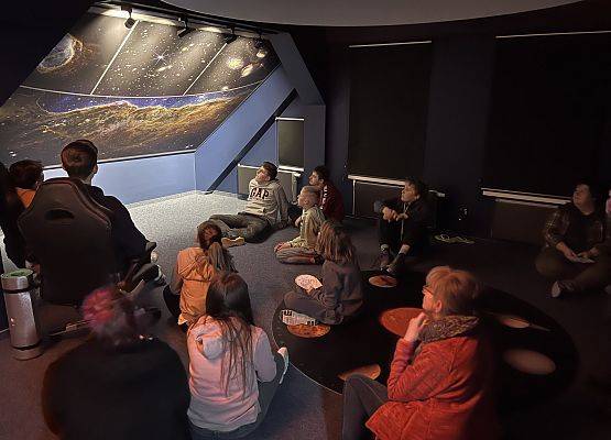 Warsztaty astronomiczne w naszym planetarium grafika