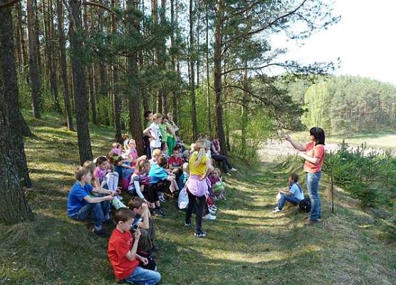 Grafika Dzień Ziemi w Zespole Kształcenia i Wychowania w Stężycy
