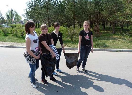 Grafika Dzień Ziemi w Zespole Kształcenia i Wychowania w Stężycy