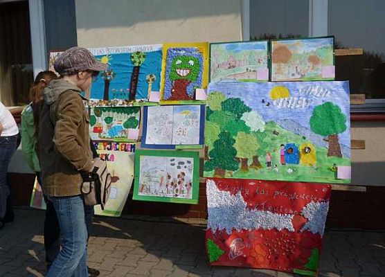Grafika I wiosenne warsztaty przyrodnicze w OEE w Szymbarku