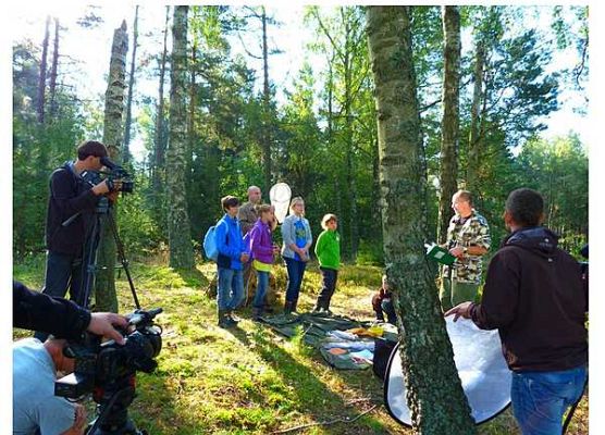Grafika TVP Polonia w Ośrodku Edukacji Ekologicznej w Szymbarku