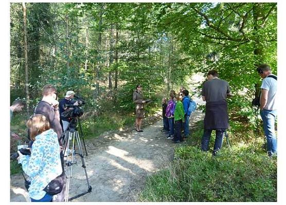 Grafika TVP Polonia w Ośrodku Edukacji Ekologicznej w Szymbarku