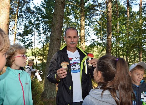 Grafika Powiatowe grzybobranie 2015’ w OEE w Szymbarku