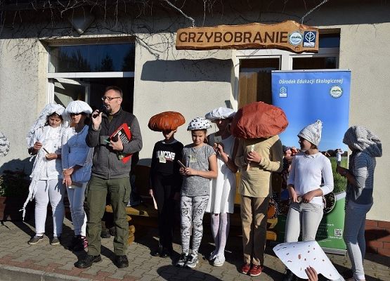 Grafika Powiatowe grzybobranie 2016’ w OEE w Szymbarku