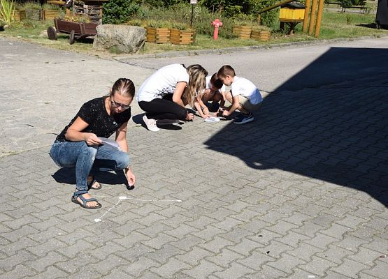 Grafika Warsztaty rodzinne „Bioróżnorodność ziół. Zastosowanie w kuchni i kosmetyce”
