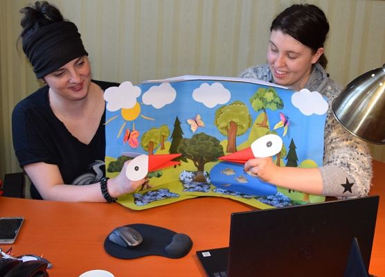 Grafika „Uwaga ! W OEE trwają podróże do krainy bociana”