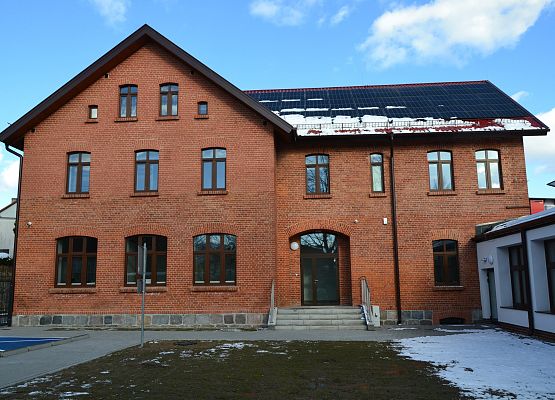 Grafika „Nowa siedziba Kaszubskiego Parku Krajobrazowego i Ośrodka Edukacji Ekologicznej”
